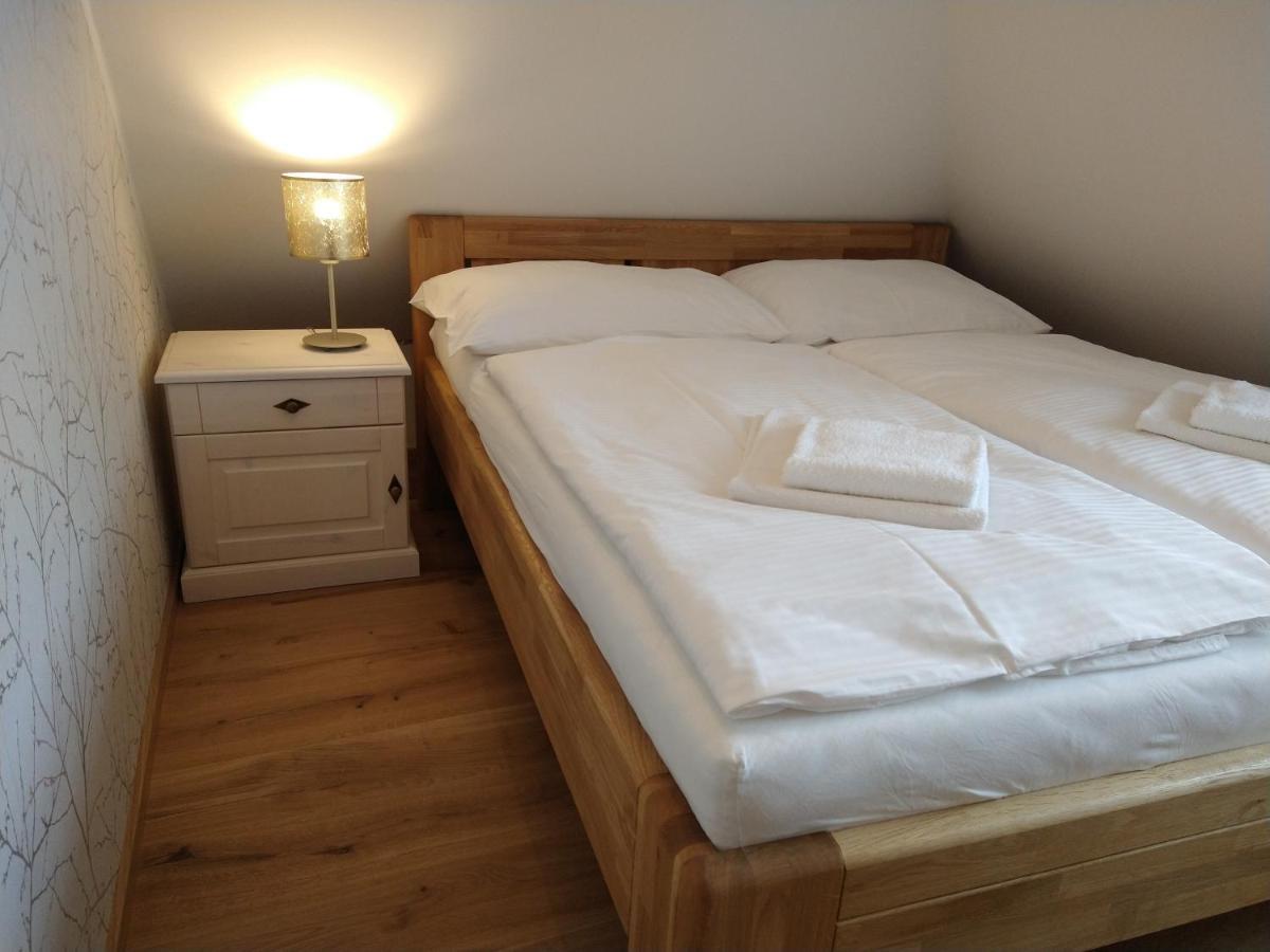 Apartmány Malý mnich Mnísek pod Brdy Exterior foto